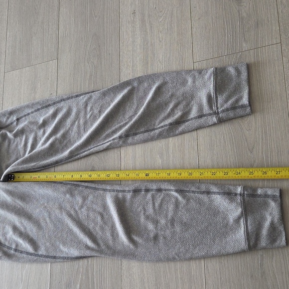 PATAGONIA Capilene Mid Weight Baselayer Leggings Pants Heathered Striped Gray XS - Picture 4 of 5